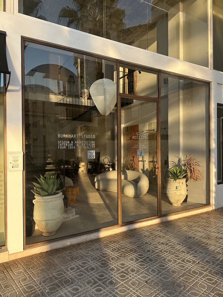 Entrance to BURKHART’STUDIO in Santa Eulària des Riu